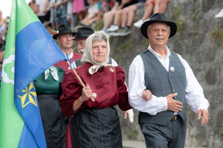 Povorka ob dnevih narodnih noš in oblačilne dedščine (127)